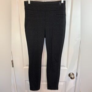 Dalia Gray Plaid Pull-On Dress Pants S/C (Small/6) Stretch Career Workwear